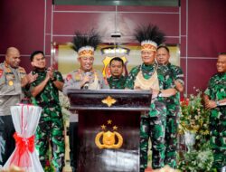 Ratas Bareng Presiden, Kapolri Tegaskan TNI-Polri Kawal Seluruh Kebijakan di Papua.